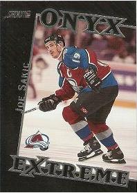 insert karta JOE SAKIC 00-01 Topps Stadium Club Onyx Extreme číslo OE6